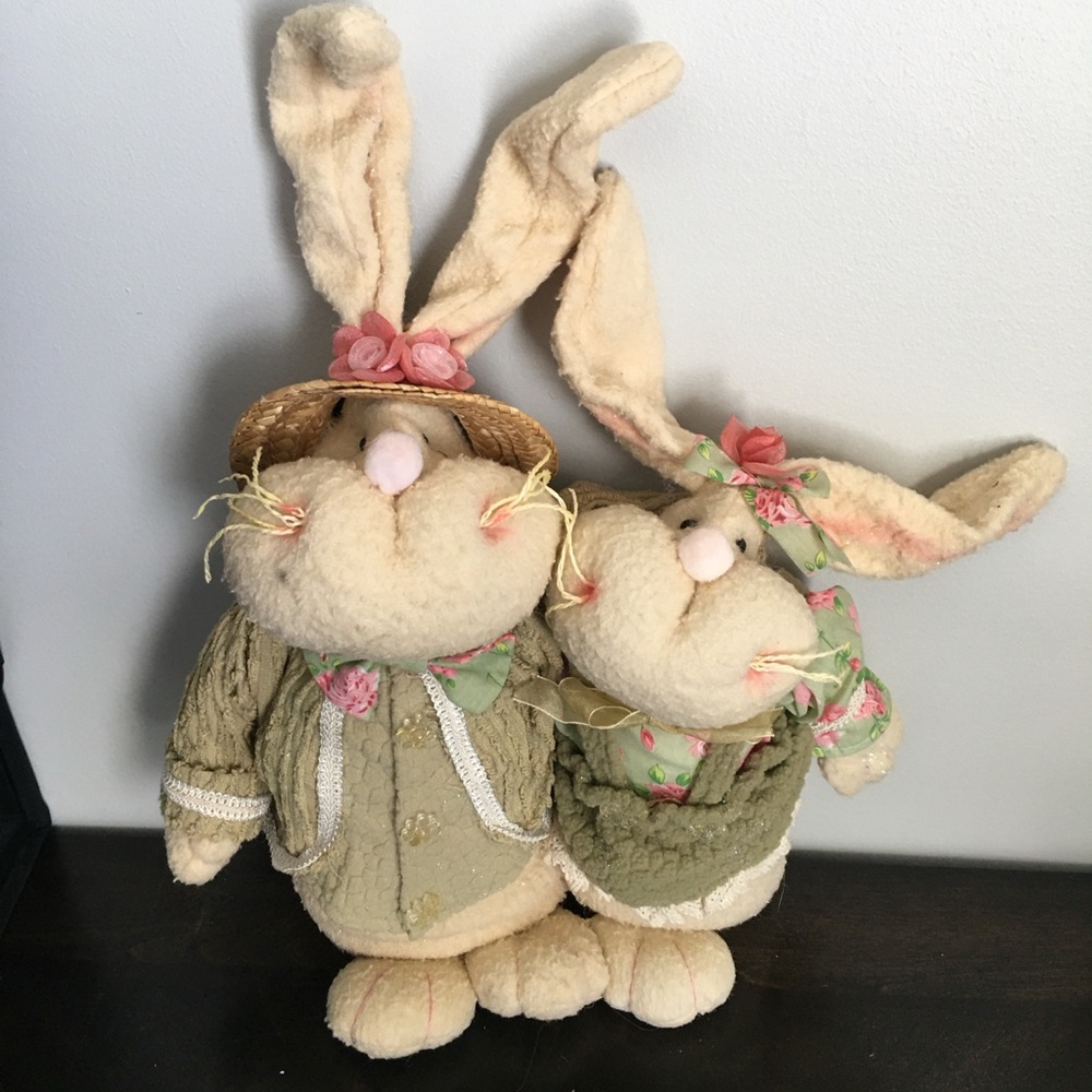 VTG Male Female Standing Easter Bunny Stuffed Animal in Green & Pink, Straw Hats